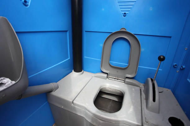 Portable Toilet Options We Offer in Robbinsdale, MN